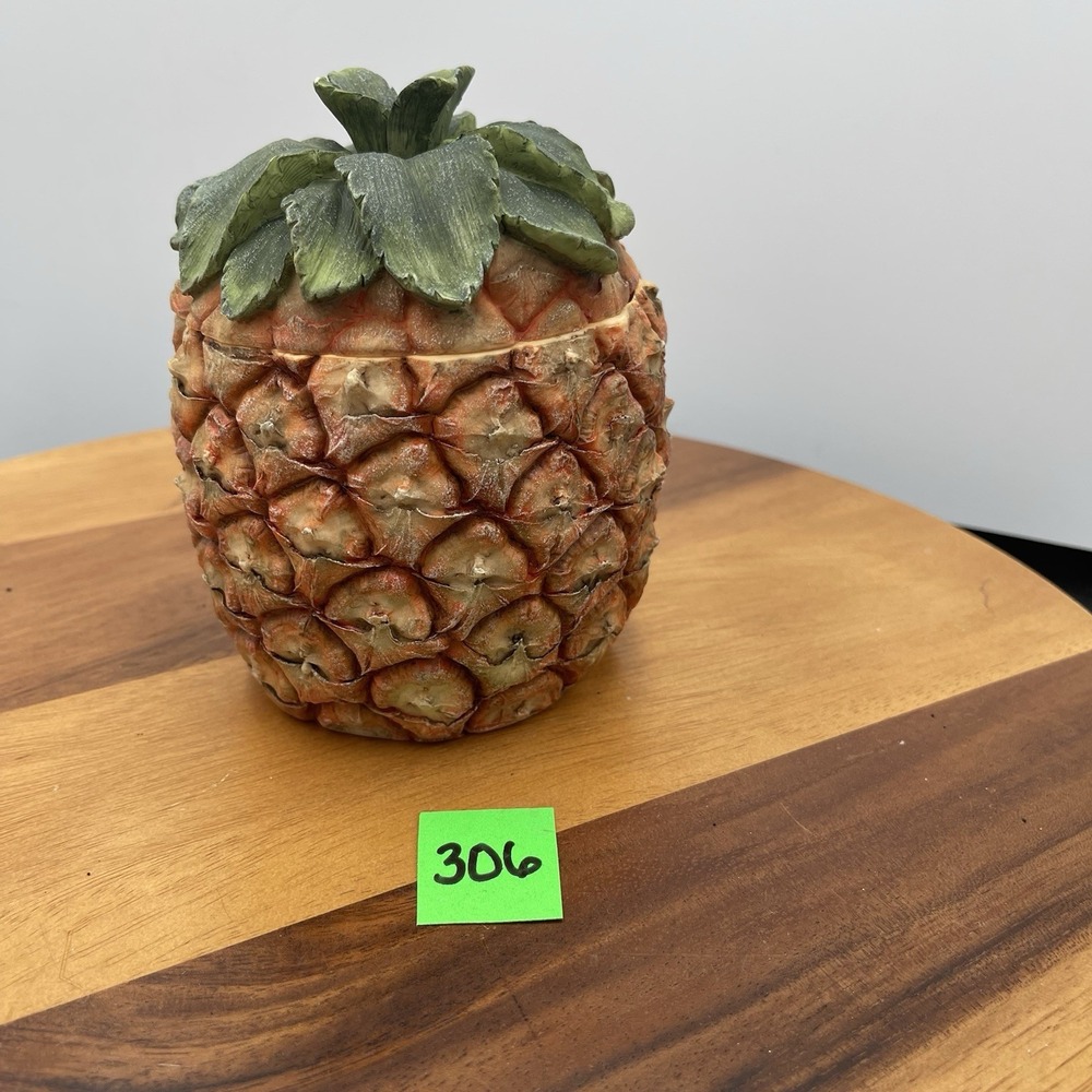 Betty Yarbrough Mango Bay Cotton Jar‎